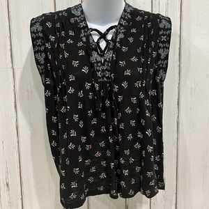 Lucky Brand Pull Over Cap Sleeve Black Top, Size Small